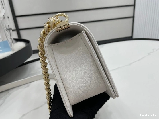 First Bag Ru BOY BAG CHANEL 0727